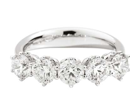 ANNIVERSARY 5-stone six prong wedding ring, 18 kt white gold and diamonds