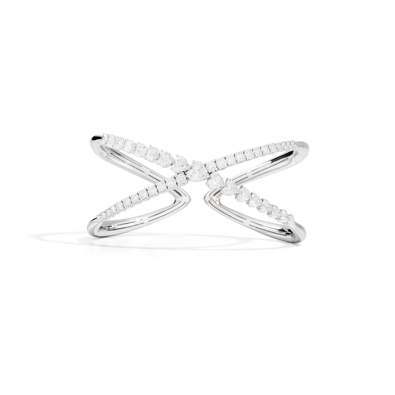 ANNIVERSARY LOVE Crossover bracelet with double spring 18 kt white gold, brilliant cut heart-shaped and round diamonds 6.81ct