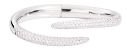 ETERNITY ROYAL Contrarié bracelet 18 Kt white gold and full pavé diamonds 4.30ct