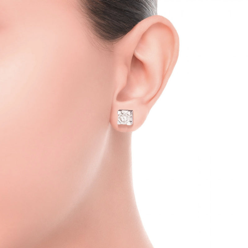 MARIA TERESA Square pronged diamond stud earrings 18 Kt white gold and diamond