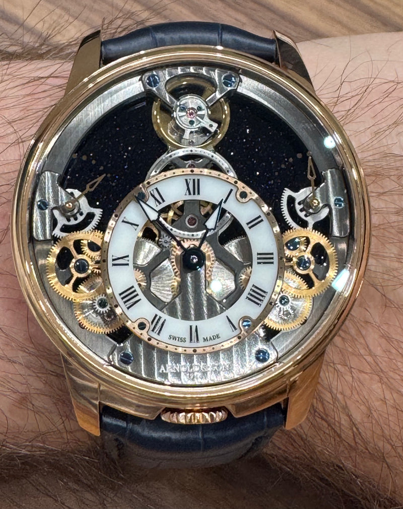Time Pyramid Red Gold