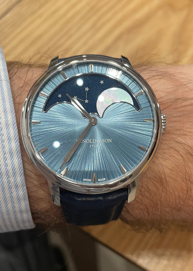 Perpetual Moon 41.5 Platinum Celestial Blue