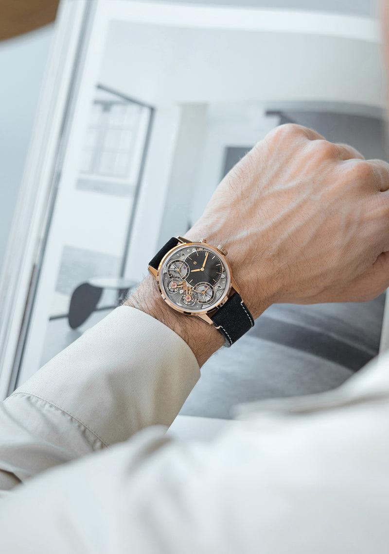Mirrored Force Resonance Rose Gold
