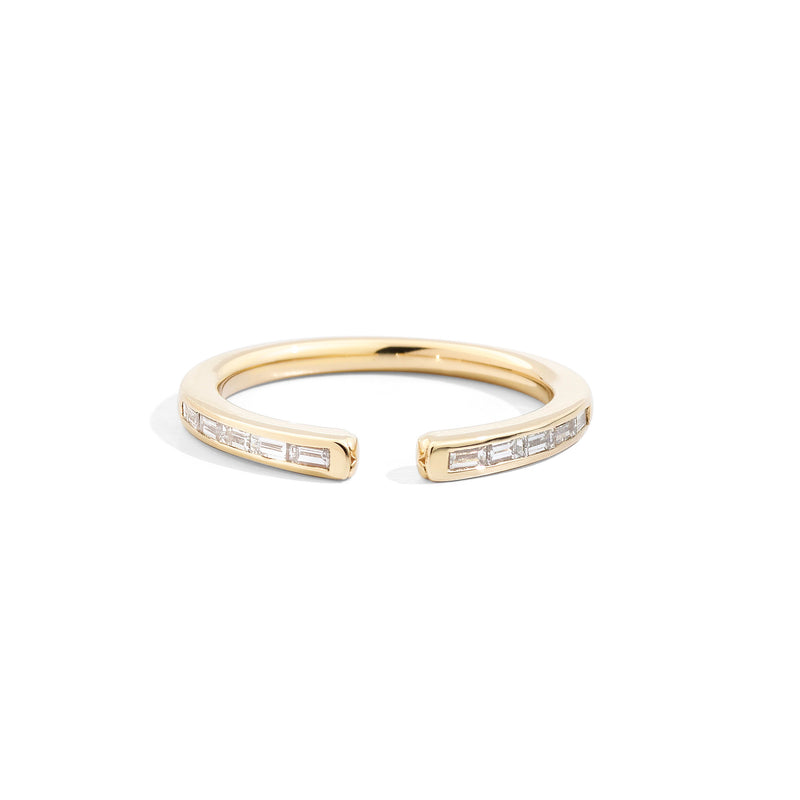 Anniversary More Open linear ring 18 kt yellowgold and natural baguette-cut diamonds