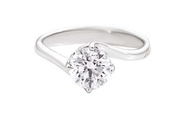 ANNIVERSARY Valentin solitaire ring 18 Kt white gold and diamonds