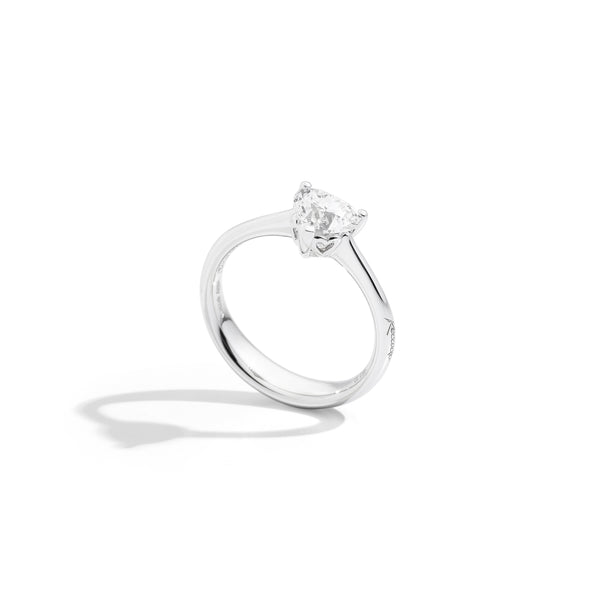 ANNIVERSARY LOVE Solitaire ring 18 kt white gold and brilliant-cut heart-shaped diamond