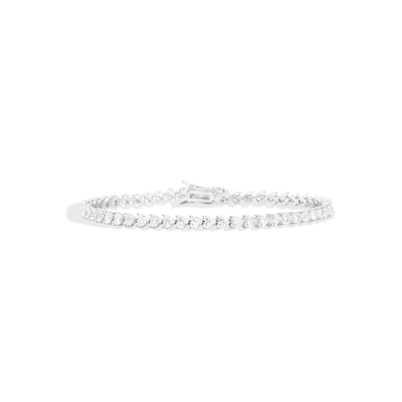 ANNIVERSARY LOVE Tennis bracelet 18 Kt white gold and brilliant-cut heart-shaped diamonds