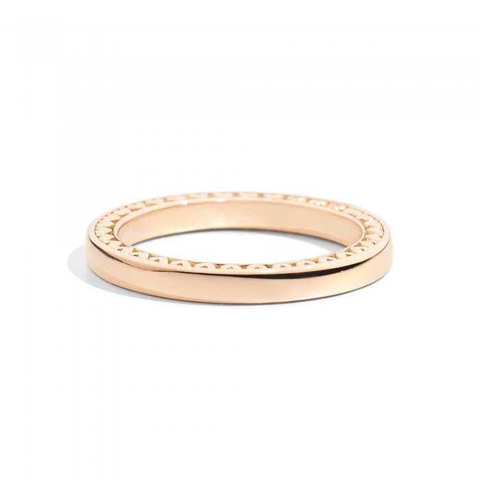 Anniversary wedding ring 18 kt yellow gold with heart-shaped bezel 2.35 mm